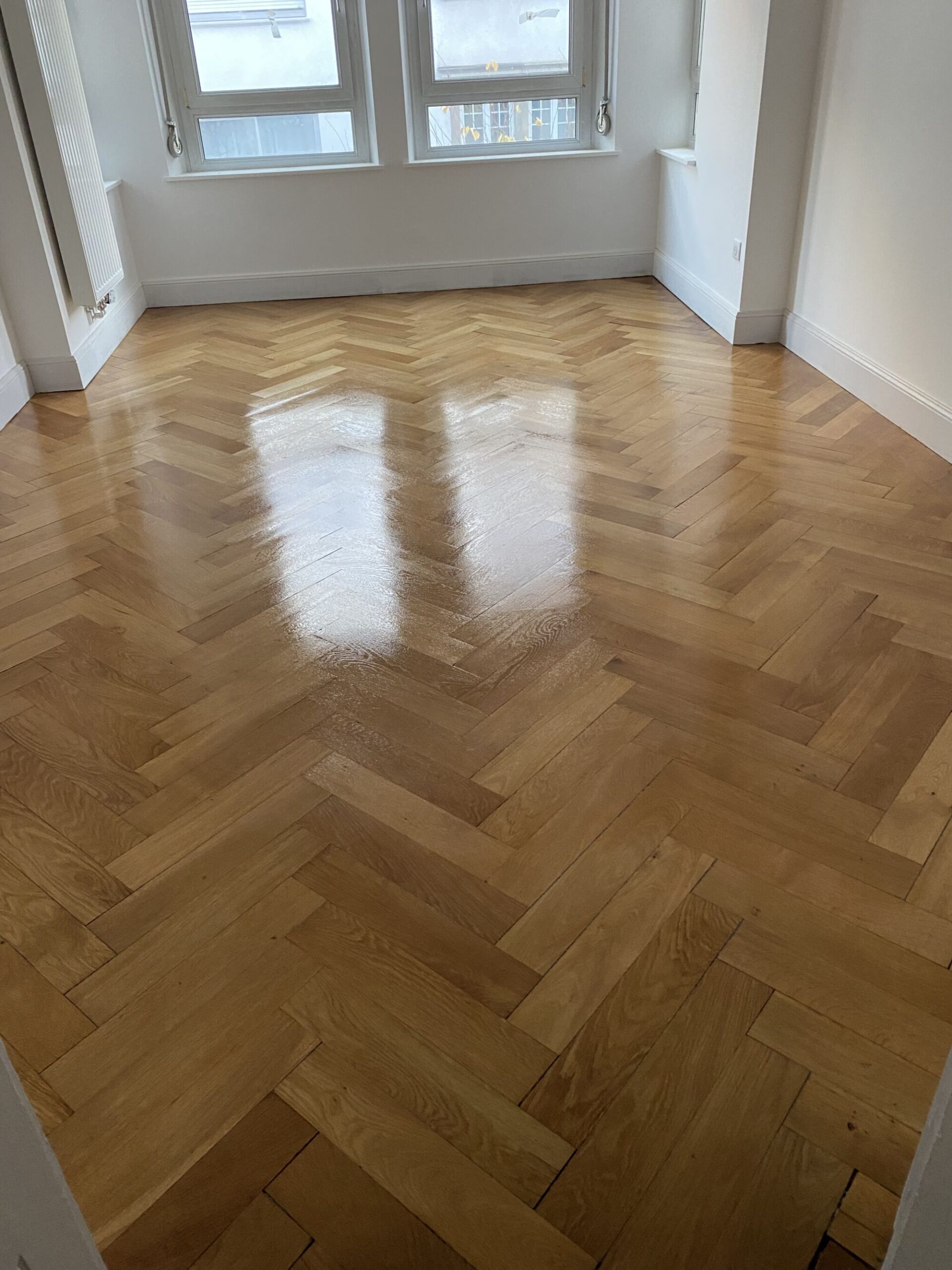 IMG_6188 1 SCALED | DESIGN CRÉATION Avant après Parquet chêne bâton rompu finition satiné Wintzenheim